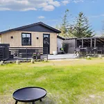 4 Star In Logstor-by Traum Løgsted