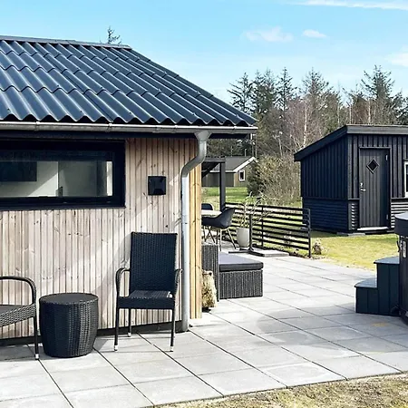 4 Star In Logstor-by Traum Løgsted