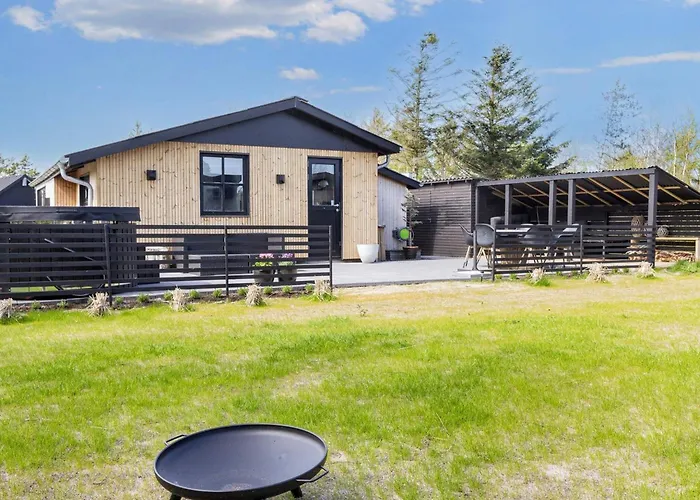 4 Star In Logstor-by Traum Løgsted